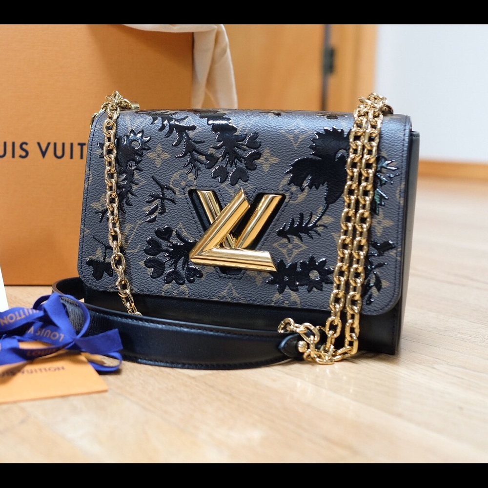 🚨SOLD Louis Vuitton Blossom Twist MM